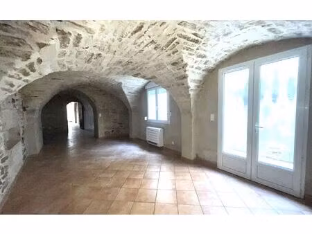 location maison  m² t-4 à vergèze  940 €
