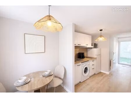 studio meublé rénové avec cour privative et dépendances – centre-ville abbeville (80100)