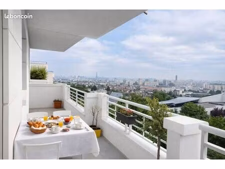 t2 meublé 46 m² + terrasse 15 m² + parking – vue tour eiffel – tram t6