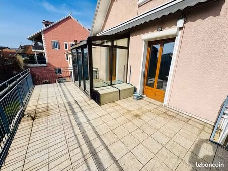 appartement t4 duplex de 112 m² utiles en plein cœur de st julien-en-genevois