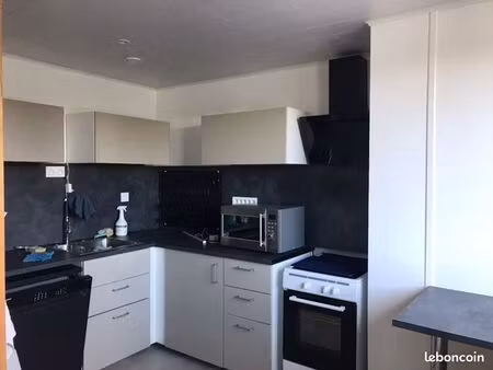 location appartement t3 non meublé avec parking