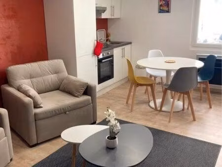 location studio meublé centre historique meze