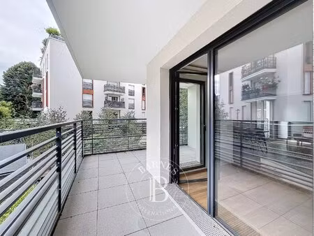 le service location de la maison barnes vous propose ce bien :