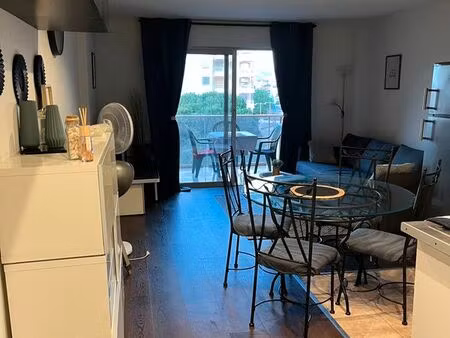 studio fréjus plage