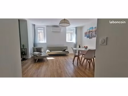 t2 meublé à 500 mètres de la plage des catalans