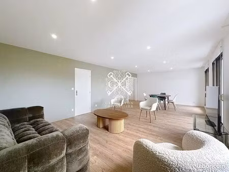 appartement 3 pièces 92 m²