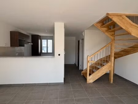 villa duplex 4 pièces avec garage et jardin