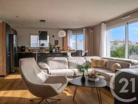 vente maison à vairé (85150) : à vendre / 112m² vairé