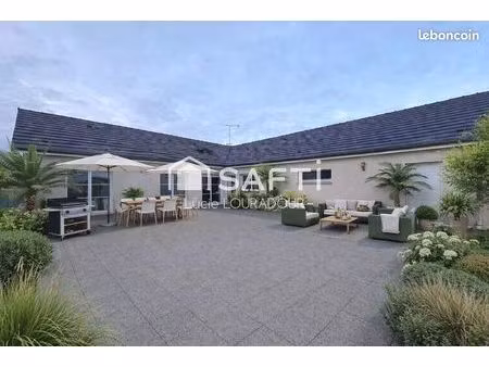 maison 7 pièces 165 m²