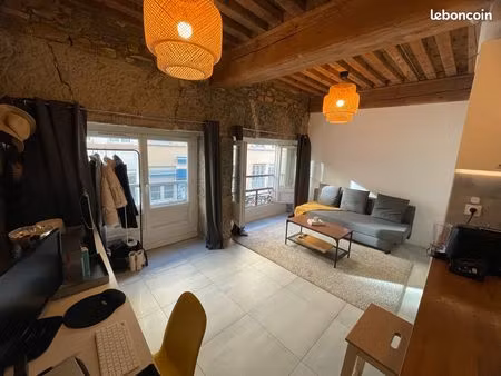 studio 23m² lyon plateau croix-rousse