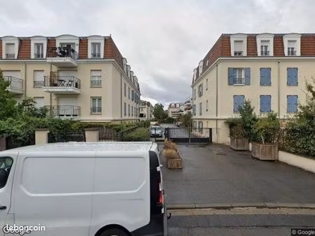 loue parking extérieur le plessis-trévise 94420