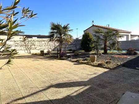 vente maison au pallet (44330) : à vendre / 66m² le pallet