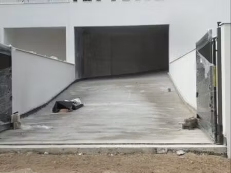 location place de parking simple