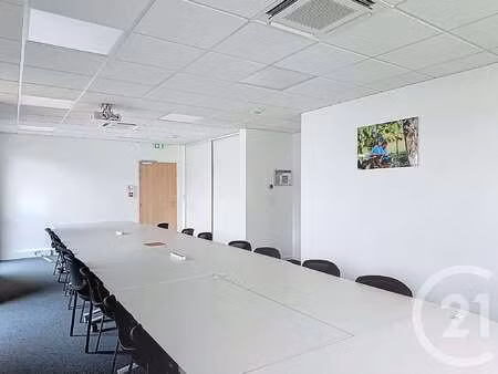 vente maison à laval (53000) : à vendre / 396m² laval