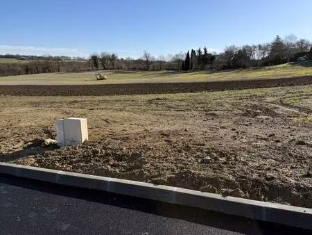 terrain constructible viabilisé à vendre