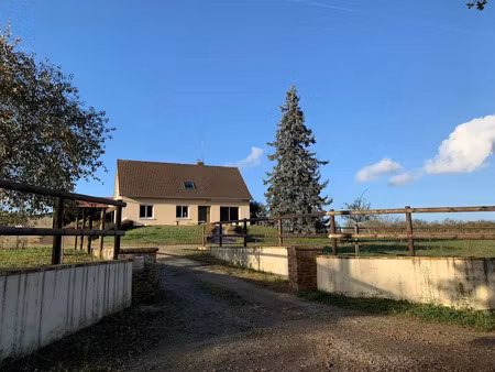 vente maison 6 pièces 145 m² à savigné-l'evêque (72460)  312 000 €
