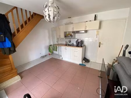 location appartement 2 pièces 25 m² à corbeil-essonnes (91100)