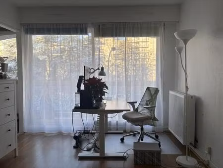 location appartement 1 pièce 20 m² à courbevoie (92400)