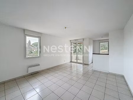 a vendre appartement auch 3 pièces 59 m2 avec balcon dans résidence