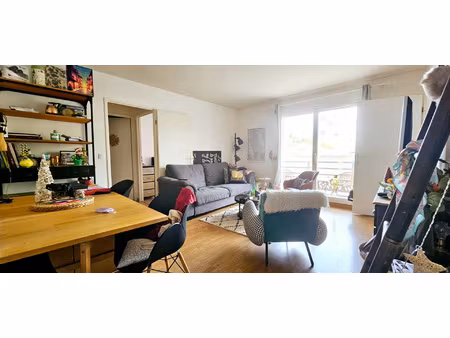 evreux superbe f2 de standing avec balcon et parking privati