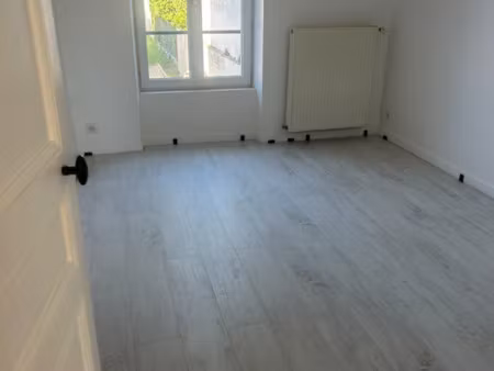 appartement à louer en rez de chaussée à lardy