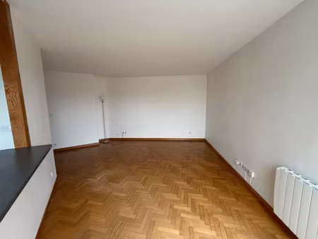 appartement 3 pièces - 64.81 m2