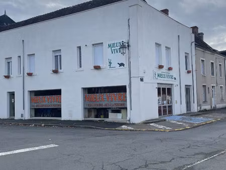 local commercial saint-gaultier