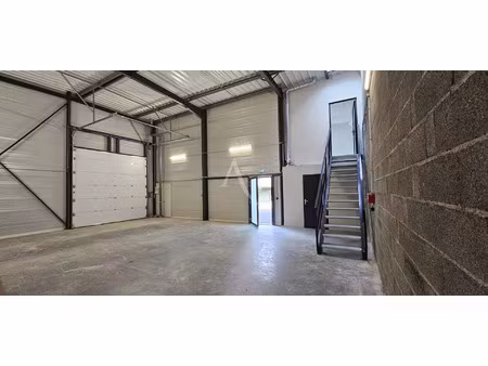 location commerce 108 m² à rouffiac-tolosan (31180)