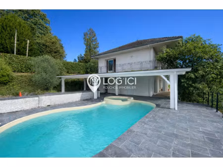 maison atypique avec vue panoramique sur les pyrénées un c