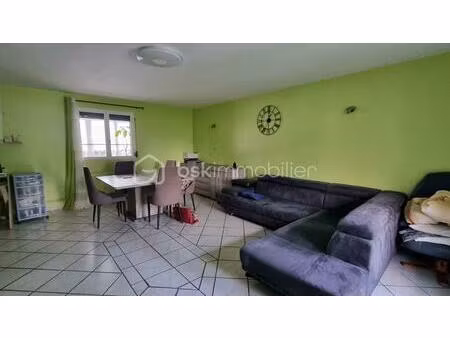 maison de 109 48 m² à ostricourt