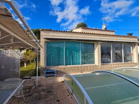 le rove superbe villa t3 avec piscine garage et terrain