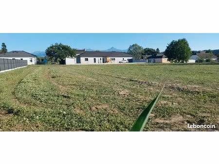 terrain à bâtir 2000 m2 commune arcizac-adour