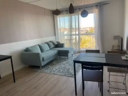 agréable et lumineux t3 meublé traversant à cugnaux