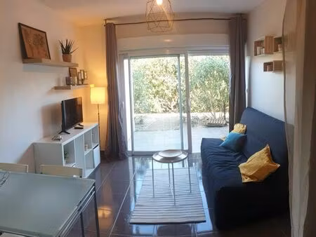 studio cabine  résidence piscine