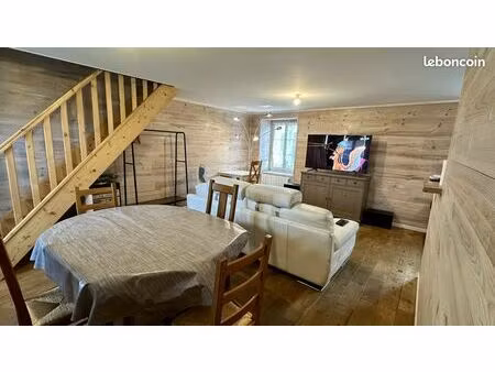 location meublée 2 chambres 1 grand lit et 2 lits de 90/120 avec parking  wifi