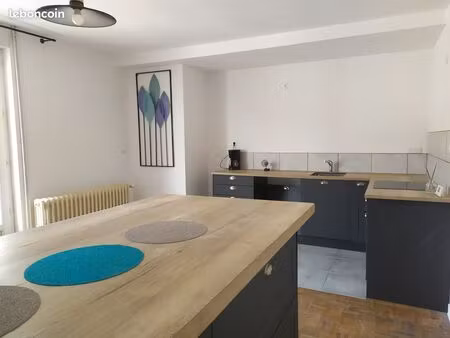 grand t3 avec balcon