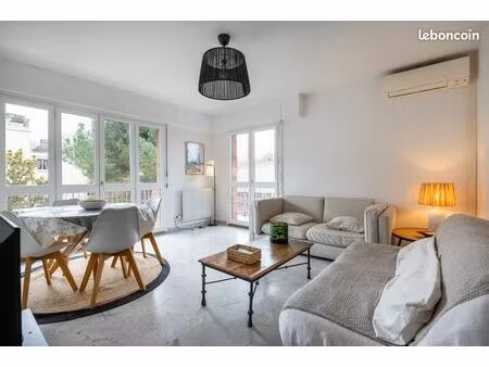 colocation/ location busca