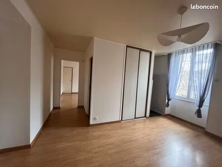 appartement non meublé
