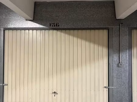 box/garage de 12 m²