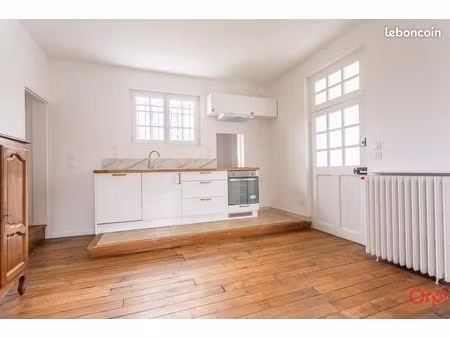 maison 3 pièces 65 m²