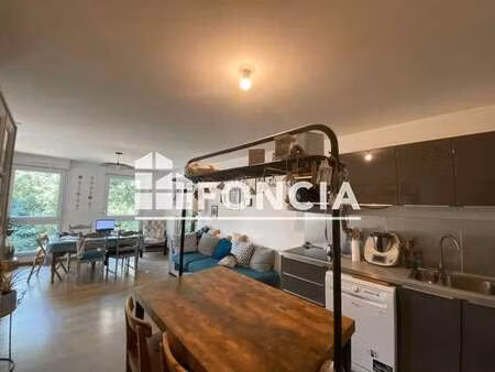 location appartement 4 pièces à nantes (44000) : à louer 4 pièces / 75m² nantes