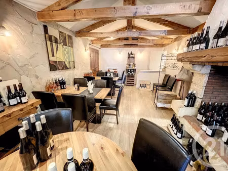 vente locaux professionnels à (2a)  320 000 €