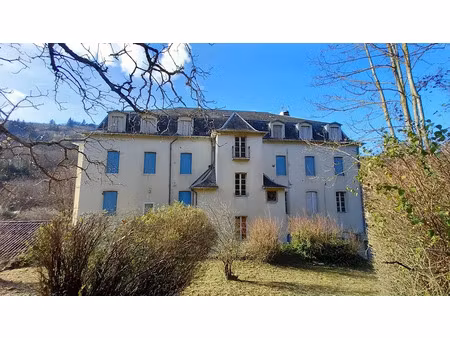 vente locaux professionnels 1082 m² à brusque (12360)  264 000 €