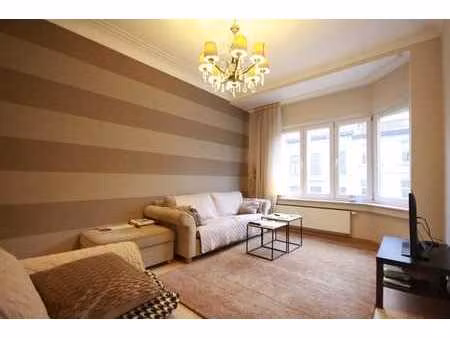 appartement 1 chambre + 1 bureau  totalement rénové!