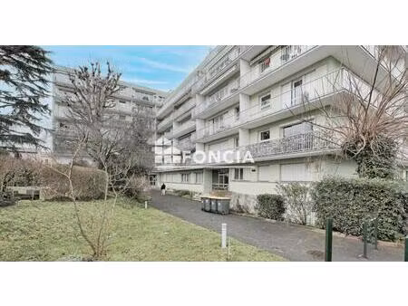 studio (f 1 ) parking cave