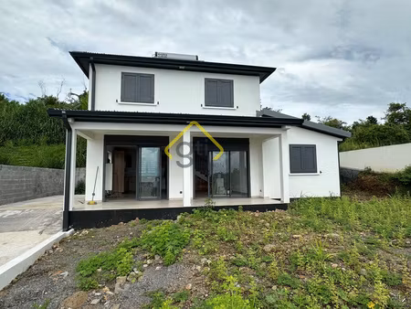à louer maison f4 neuve avec vue mer panoramique saint-b