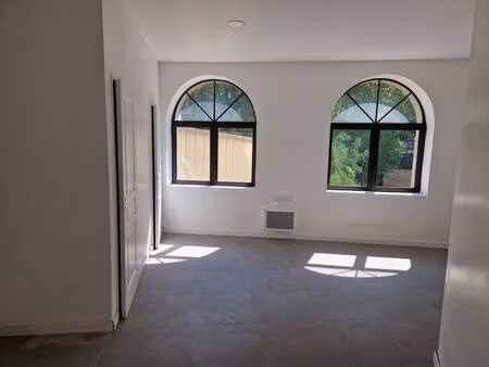 local d'activités à vendre