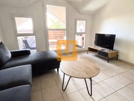 bel appartement t4 dans les bas de la plaine saint-paul disp