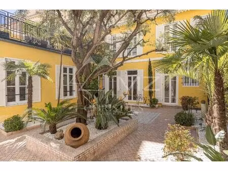 unique - centre ville de cannes - proximité immédiate commerces