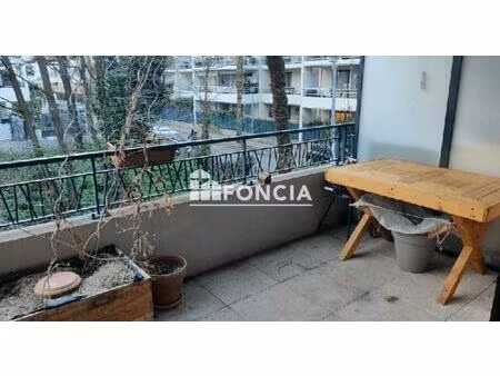 2p 43 74m2 - terrasse - parking - résidence récente de 2016 - proche centre et mer -